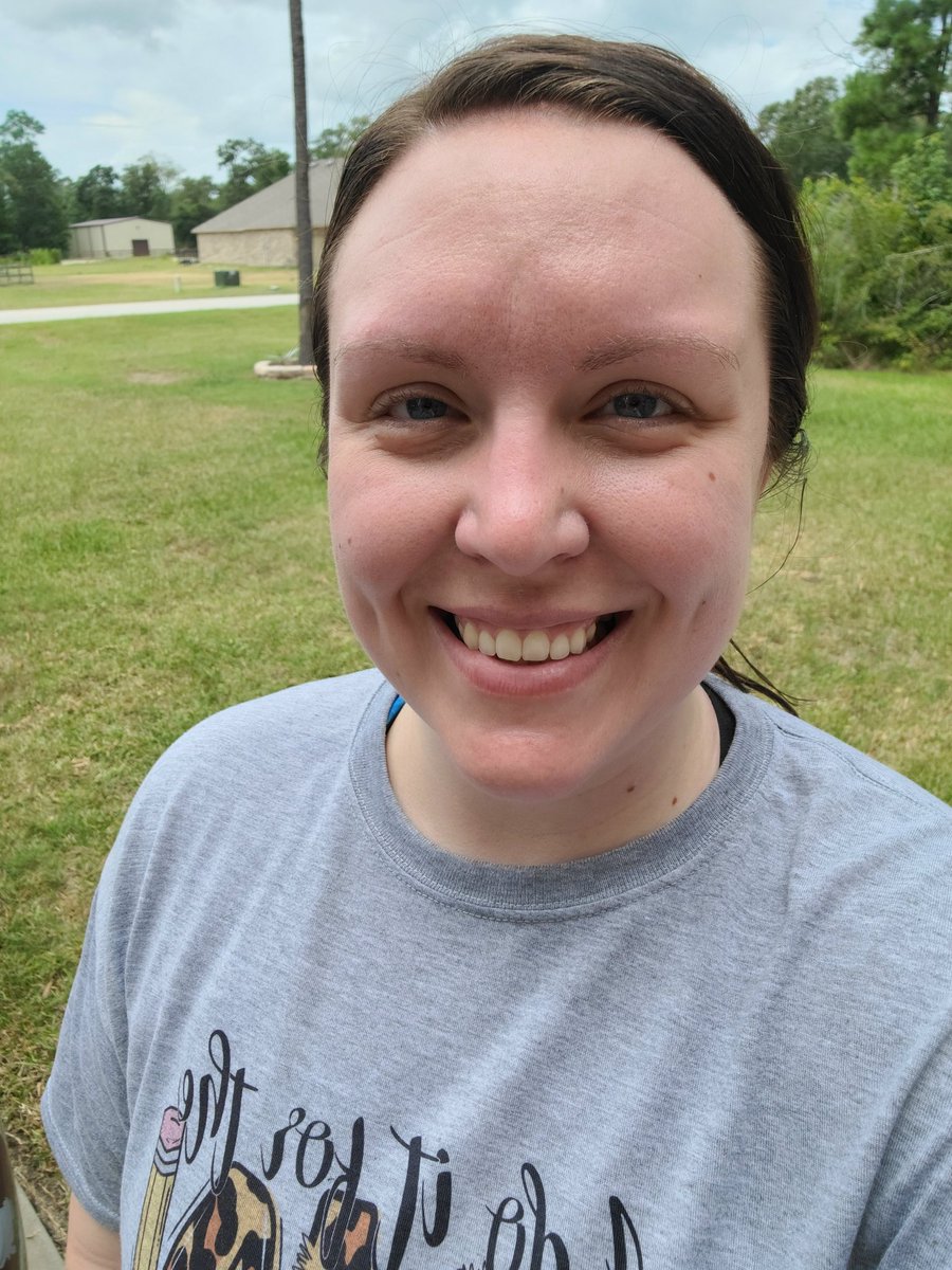 MrsLindeman12's tweet photo. Got in a quick walk this afternoon while the sun was behind the clouds! #exerciseselfie #itisstillreallyhot #CreightonSummerFun https://t.co/T02VjUSKu8