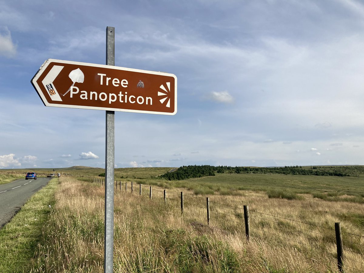 funnypenny's tweet image. Finally got to this place! Thanks @salster100 for  reminding me.  #SingingRingingTree