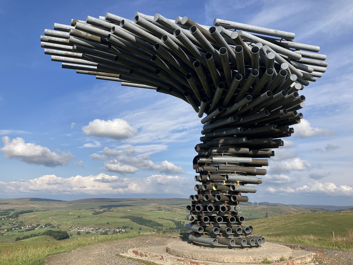 funnypenny's tweet image. Finally got to this place! Thanks @salster100 for  reminding me.  #SingingRingingTree