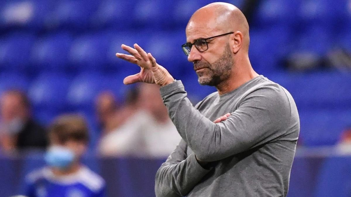 Aligner tous les joueurs éclatés pour provoquer leur départ avant le 31 août.