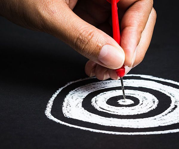 goldNstudio's tweet photo. Le meilleur moyen de réussir votre stratégie marketing et d'atteindre vos objectifs  est de bien définir votre cible. 

Le plus pertinent pour vous est de construire vos buyers personas. Analyser le comportement d'achat et les habitudes de votre cible. 

https://t.co/8OcidFhFkq https://t.co/Lyr9iGds8U