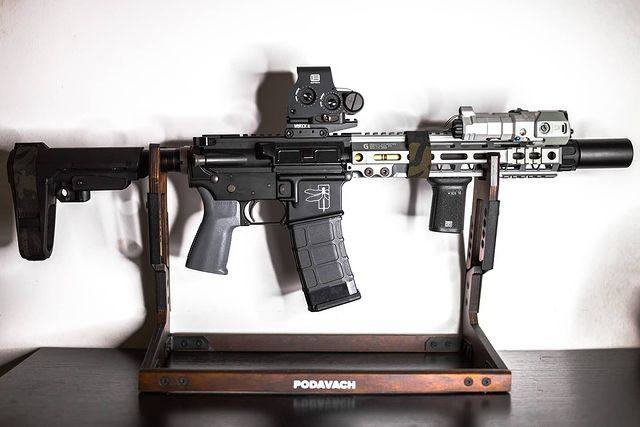 Podavach's tweet photo. Just some Rifle Stand flexing from our Instagram community 😎

Hop in to see more firearm aesthetics and shooting practice tips ▶️ https://t.co/cK5MXzCnSs https://t.co/2bufHAYcH8