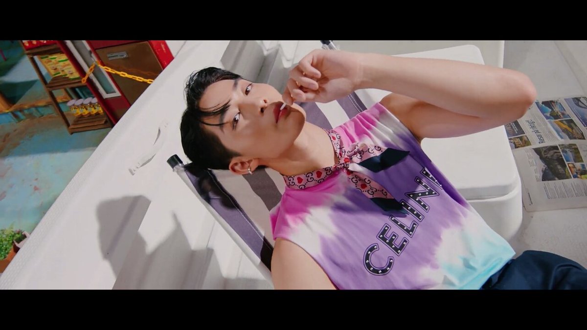 tangerinelov_'s tweet photo. Look at my son yorobun! So damn hawt 😭💗
#BAEJINYOUNG
#CIX만의_속도로_WAVE
#RideTheWaveWithCIX https://t.co/iBwntKSlJK