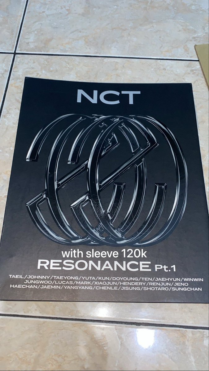 _23sparkless's tweet image. -kihno only neozone
-yearbook collect book 2020 +potrait 
-binder resonance with sleeve (damage kegores)
-preloved binder muji a5 2 ring+sleeve ultrapro 4p (11pc)
-binder only muji 40k
-take all sleeve 11 pc 50k