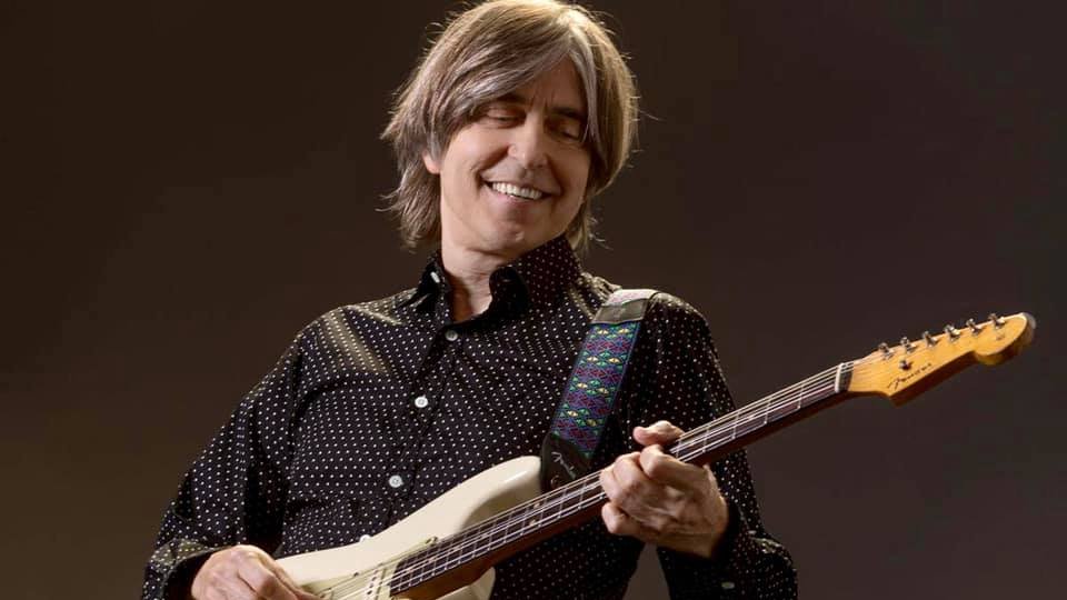 Happy birthday to Eric Johnson (August 17, 1954). 