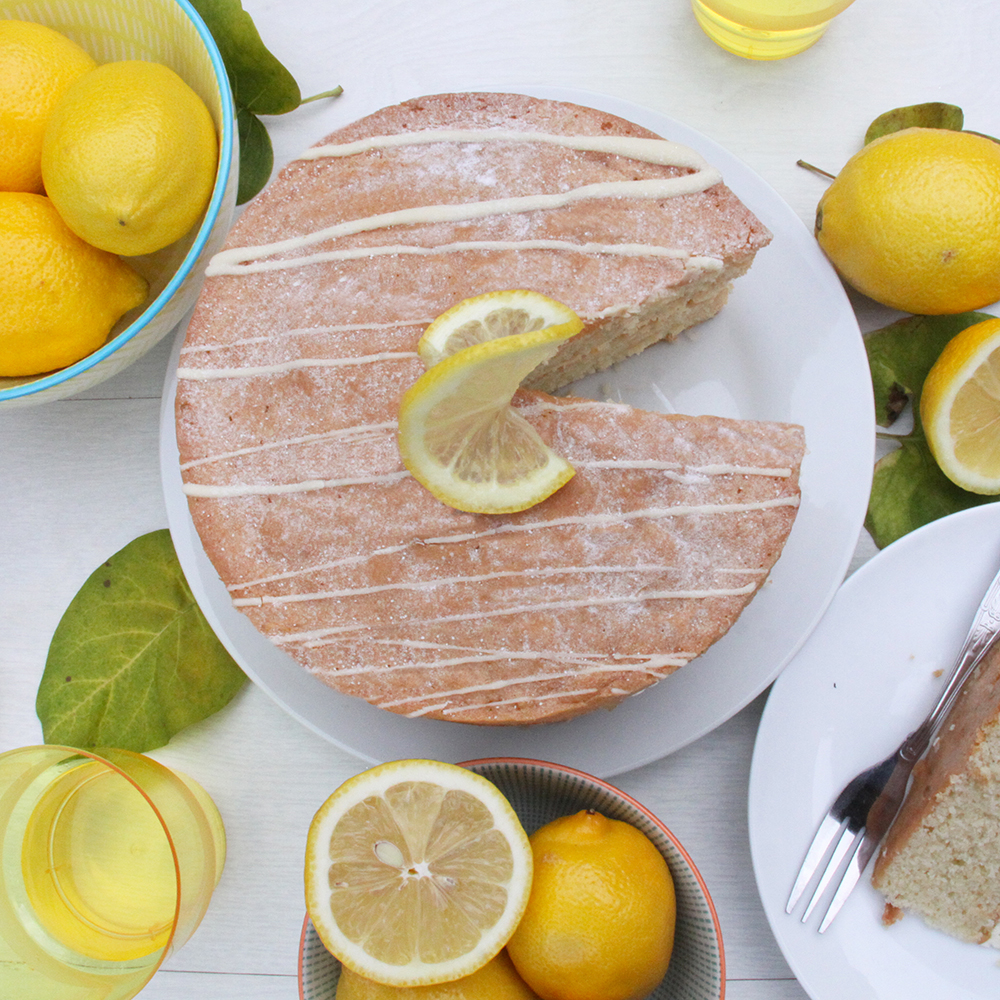 SpongeCakesLtd's tweet photo. This week's Sponge Friday is Lemon Drizzle as voted by you on our Instagram stories! ๐ Order before 2pm Thursday to get the deal :) https://t.co/hEH7Q15tvL
#LemonDrizzle #SpongeFriday #WeeklyDeal #SpongeDiscount #LemonCake #CakeForTheWeekend #VoteEveryMonday https://t.co/lrixjzOZ0S