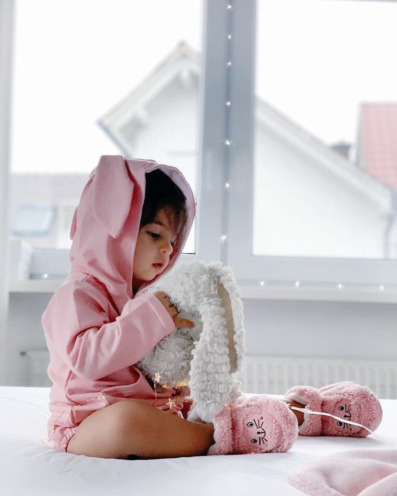 ⠀ 𓈒 ॱ ˓📸𝗜𝗚 : #ApAgCullenTwin ॱ𐬹

10,200 ʟɪᴋᴇs

𝗔𝗽𝗔𝗴𝗖𝘂𝗹𝗹𝗲𝗻𝗧𝘄𝗶𝗻  💗🐰🐇
𝘝𝘪𝘦𝘸 𝘢𝘭𝘭 170 𝘤𝘰𝘮𝘮𝘦𝘯𝘵𝘴

10 𝚖𝚒𝚗𝚞𝚝𝚎𝚜 𝚊𝚐𝚘 
   ⠀⠀