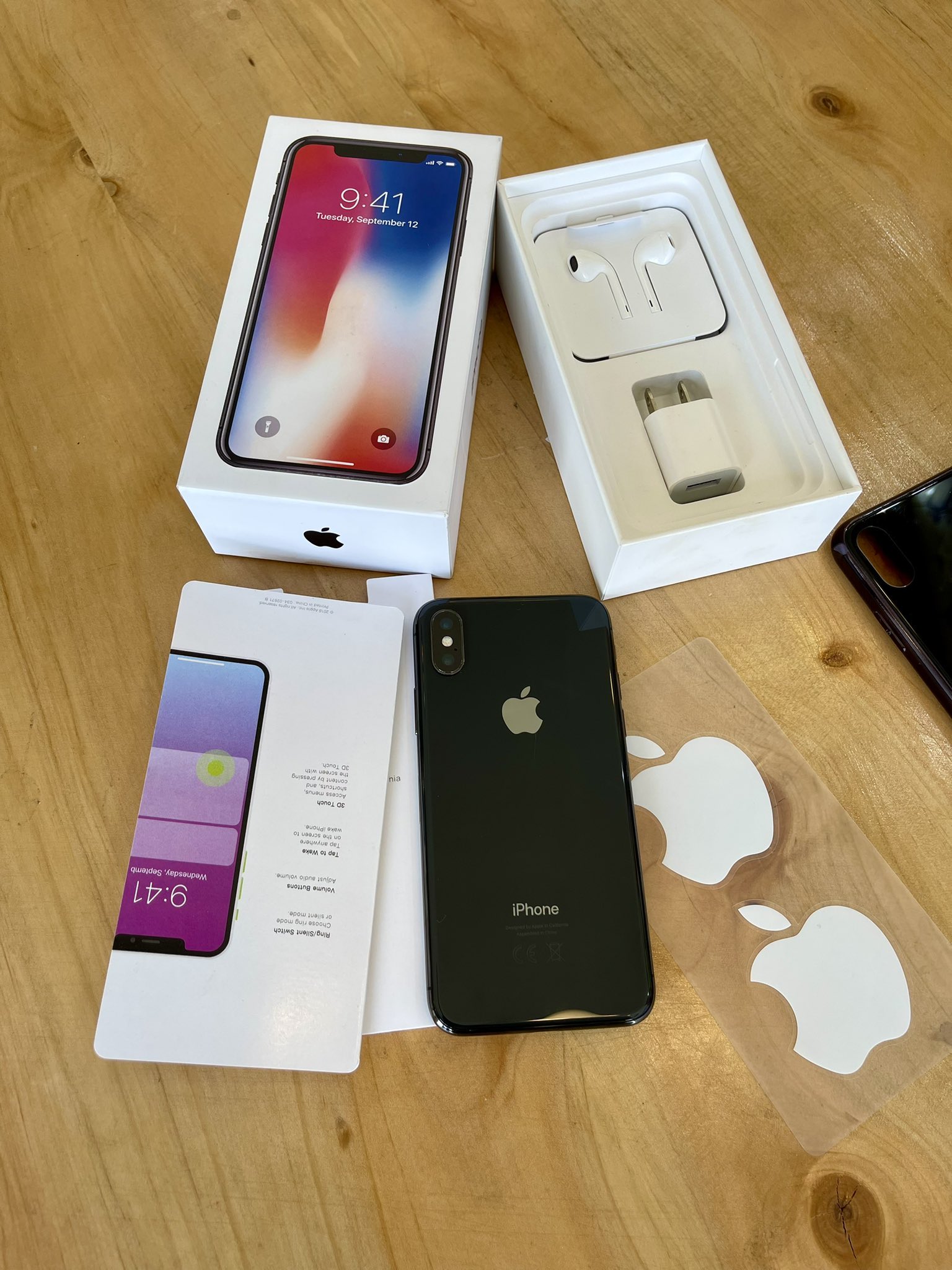 バッテリー新品✨　 iPhone X 256GB シルバー SIMフリー 美品 超美品】iPhone X 256G シルバー SIMフリー 新品バッテリ - メルカリ