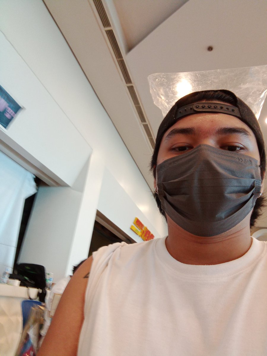 eyygee's tweet photo. Nag request ko kung pwde ba sa liog magpa inject, dili daw pwde. https://t.co/ZThbCvhCtL