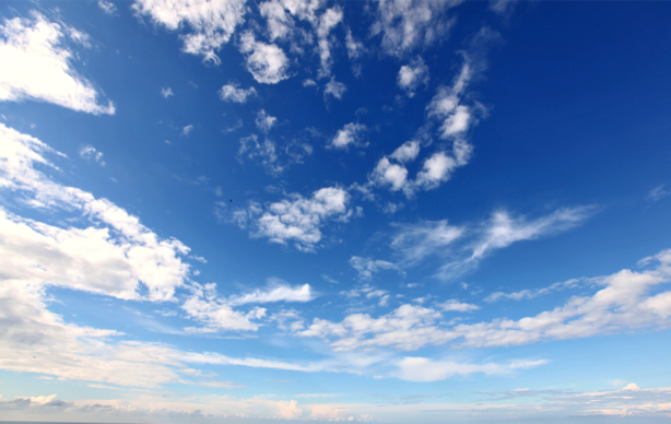 Беспечное небо, романтика, облака...