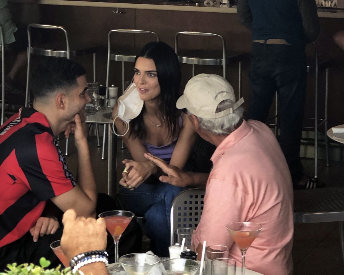 Kendall Jenner News PL tweet media