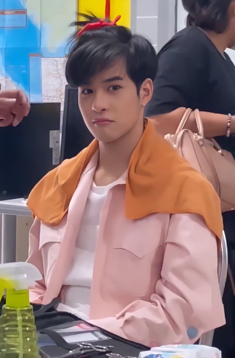 darrlingggg's tweet photo. น่ารักมาก so cute 😍😍
#ArtPakpoom https://t.co/ba2LCwPVlV