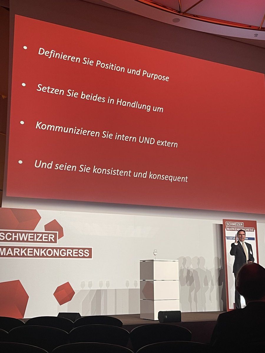 Definieren Sie #Position und #Purpose - und dann setzen Sie beides in Handlung um. 

By Henrik Kattrup Kunde&Co #schweizermarkenkongress #smk @esbnetzwerk #swissleaders