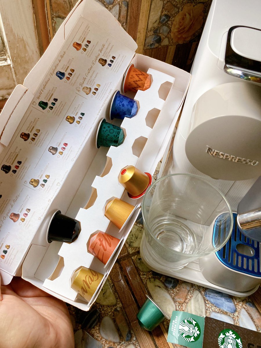 ตัดสินใจซื้อเพราะติดกาแฟหนักมาก เครื่องชงกาแฟแคปซูลตัวนี้คือสวยมากจริงๆ ชงง่าย ปุ่มกดไม่ซับซ้อน รวมๆคือดี หลังจากซื้อไม่ได้รู้สึกประหยัดขึ้นหรืออะไรเลยซื้อเพราะมันเริ่ด จบ55555555555