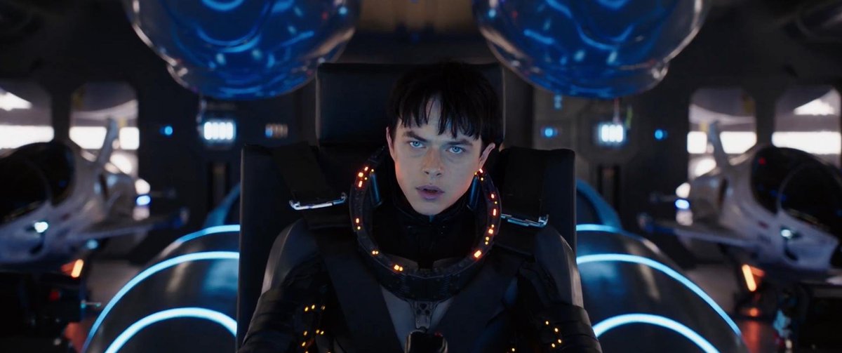 Саундтрек к фильму валериан и тысяча планет. Дэйн дехаан валериан и город тысячи планет. Итан хоук валериан и город тысячи планет. Дэйн дехаан валериан. Дэйн дехаан валериан и город тысячи планет.