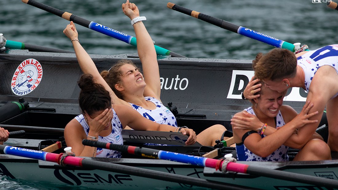 🚣‍♀️ <a href="/DLagunak/">Donostia Arraun Lagunak</a> hace historia y consigue su primer título de la Liga Euskotren

#campeonasAmura Zorionak❗️❗️❗️

🛒 Equípate con sus prendas oficiales en la Tienda Online de <a href="/AmuraSport/">Amura Sport</a> 

📲 amurasport.com/tienda/77-dono…