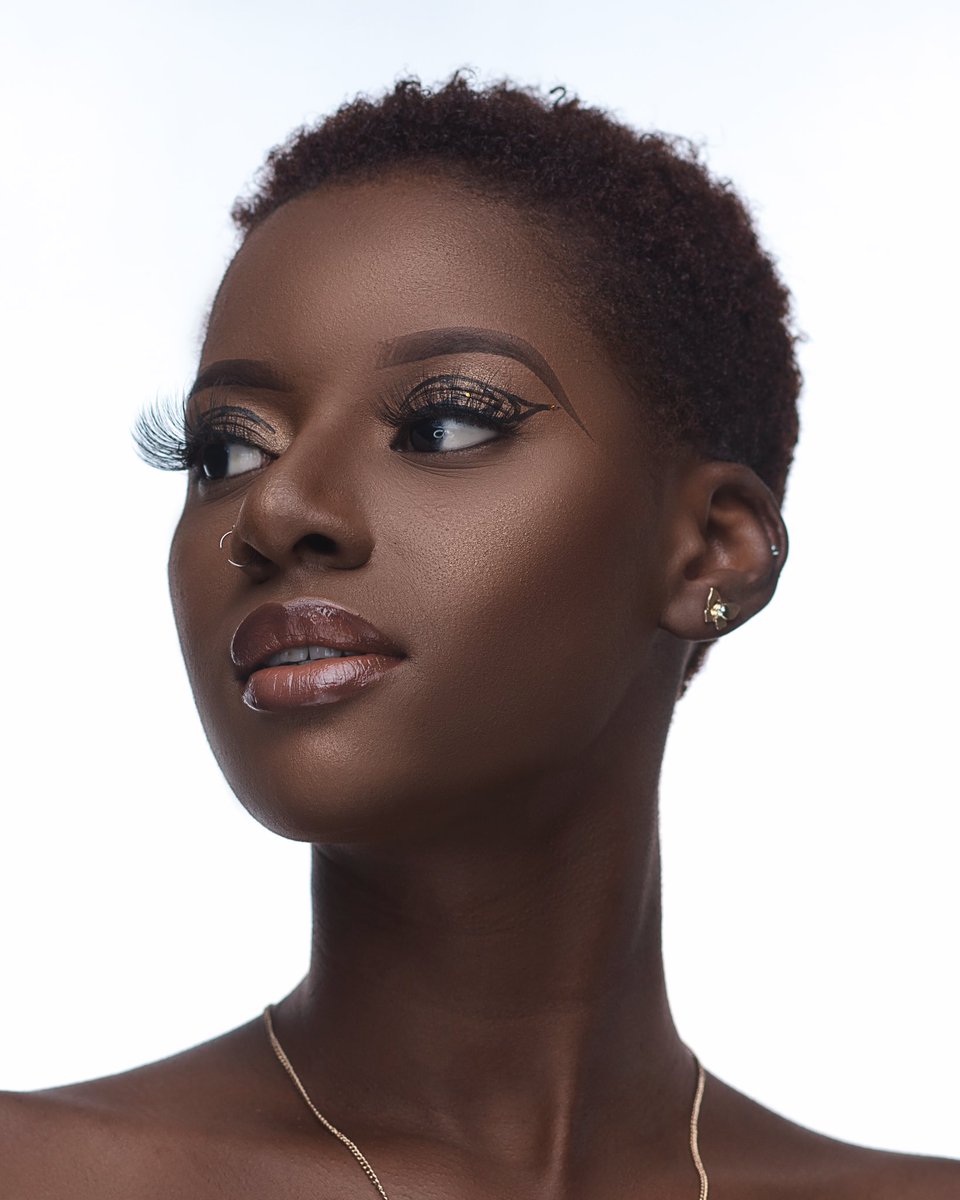 andy_amazon's tweet photo. Some beauty portraits done by me ❤️ https://t.co/nyt6lVM6zZ