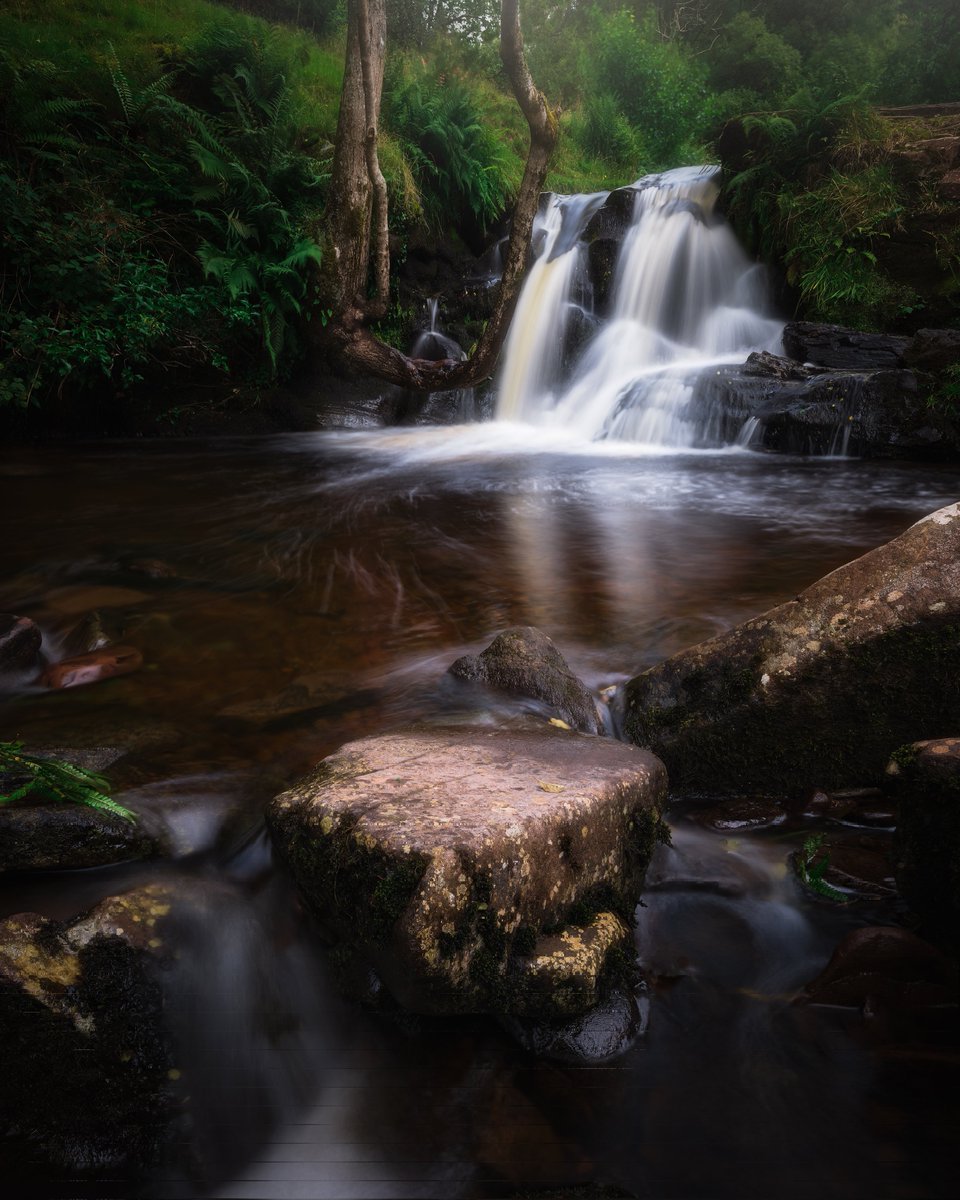 Is there any better place for #waterfalls than #Wales? pt. 6

#brecon #breconbeacons #liveforthestory #canonphotography #Canon #photooftheday #thephotohour #photography #photographer #waterfallphotography #longexposure #NaturePhotography #nature #NatureBeauty