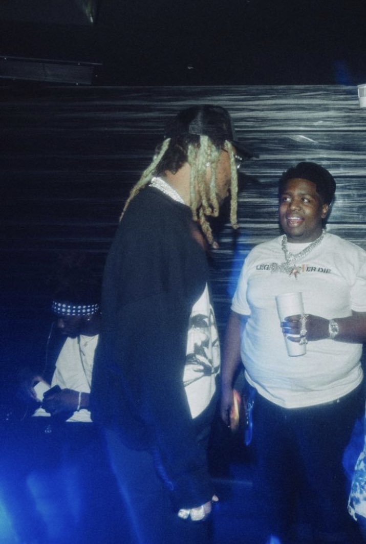 BigThirty375's tweet photo. Future Hendrix X 30 🔥🔥🔥🔥 https://t.co/bJWPgexFon