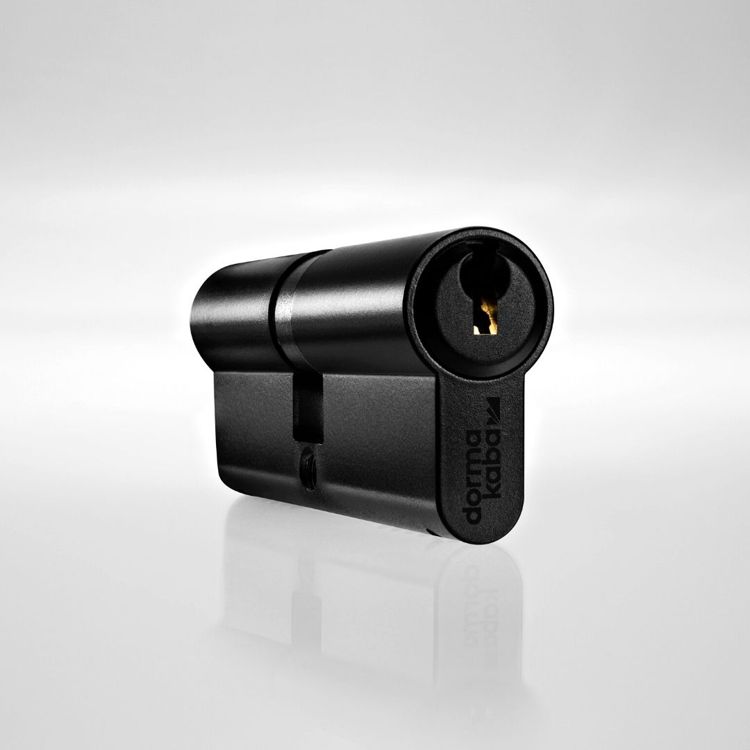 dormakaba's tweet photo. No sharp edges, convenient operation, user-friendly, and offer a high level of security – our modular #LockCylinders with #ReversibleKeys is a (gorgeous) #highperformace master-key system. #dormakaba https://t.co/6UmnPZt98X