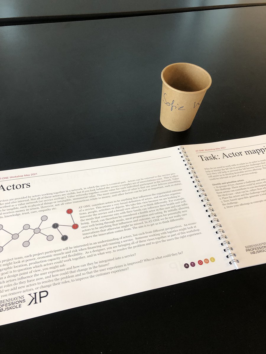 Kristian Nøhr Jensen (@kristiannoehr) on Twitter photo Der innoveres på fremtidens sygehus-udfordringer. Idefasen er svær men sjov. #offerings #touchpoints #actors #needs #experience #KPlæringsLab <a href="/kbhprof/">Københavns Professionshøjskole</a> Der innoveres på fremtidens sygehus-udfordringer. Idefasen er svær men sjov. #offerings #touchpoints #actors #needs #experience #KPlæringsLab <a href="/kbhprof/">Københavns Professionshøjskole</a>