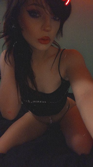 Keep up with me by following my Snapchat 🥰 @violetxthorne https://t.co/9HNyD7fTnZ<a class="tags" target="_blank" title="On Twitter" href="/?out=eyJ0eXAiOiJKV1QiLCJhbGciOiJIUzUxMiJ9.eyJpYXQiOjE3MjUzMDIzMTcsImlzcyI6InR3cG9ybnN0YXJzLmNvbSIsIm5iZiI6MTcyNTMwMjMxNywiZXhwIjoxNzU2ODM4MzE3LCJyZWRpcmVjdF91cmwiOiJodHRwczovL3R3aXR0ZXIuY29tL3Zpb2xldHh0aG9ybmUifQ.KnXS4KirEGG2aq05zaCyugZi6cjmyQTBMuZMDFQkI2pbdukdvu-FgwsGC6ZBWnSQlZY7mL5DdFSREhpwY55VRQ">@violetxthorne</a>