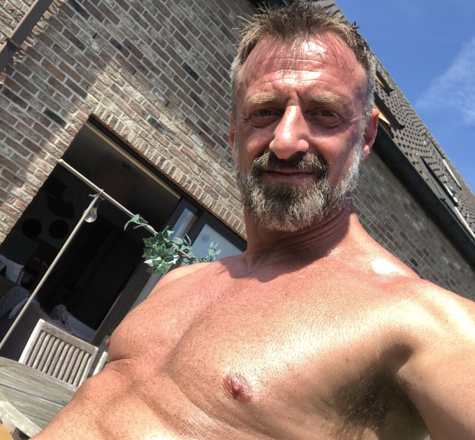 Let&rsquo;s enjoy life to the fullest #sunshine #goodtimes xx https://t.co/m03nZ3UOS3<a href="/tag/sunshine"class="tags">#sunshine</a><a href="/tag/goodtimes"class="tags">#goodtimes</a>