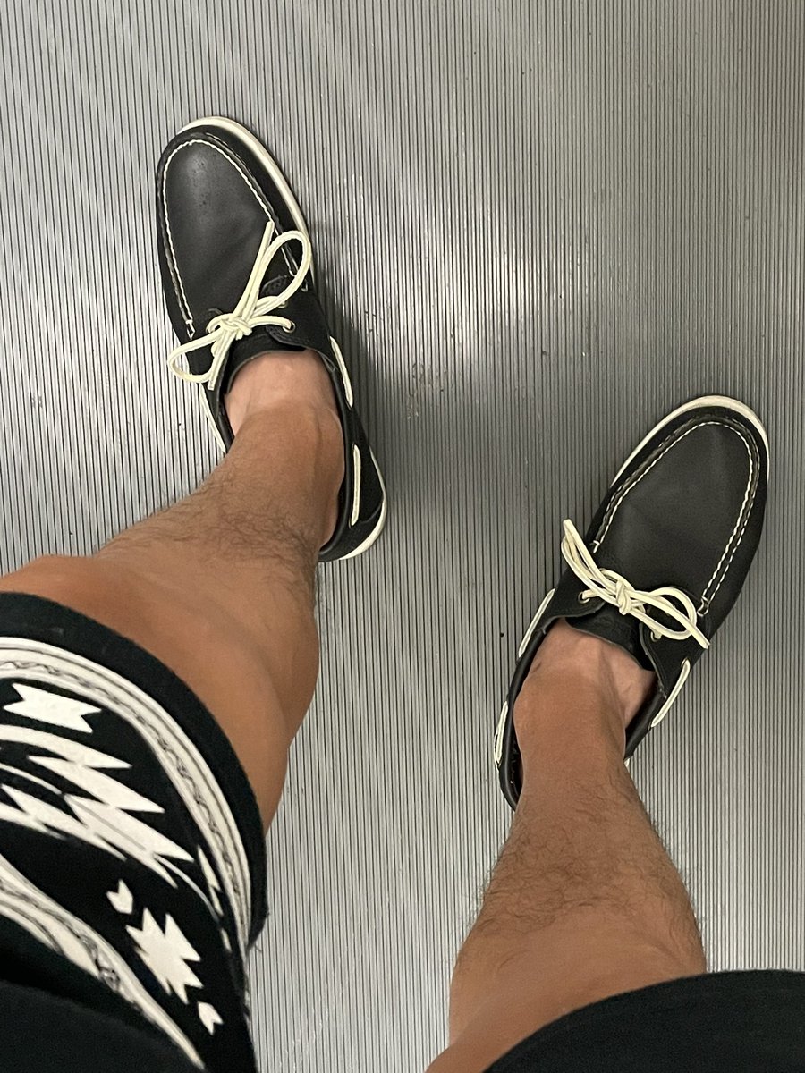 デッキシューズ Twitter Search