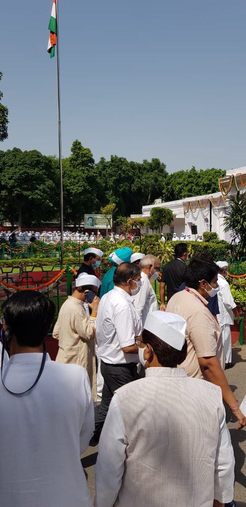 Partap_Sbajwa's tweet photo. Attended the flag hoisting ceremony at the AICC Headquarters.

It was Congress that led the freedom struggle of India. 75 years later, we will continue our solemn duty of defending the freedoms that our forefathers won.
@INCIndia 

#IndependenceDay #IndiaAt75 https://t.co/vnNgdpfHpV