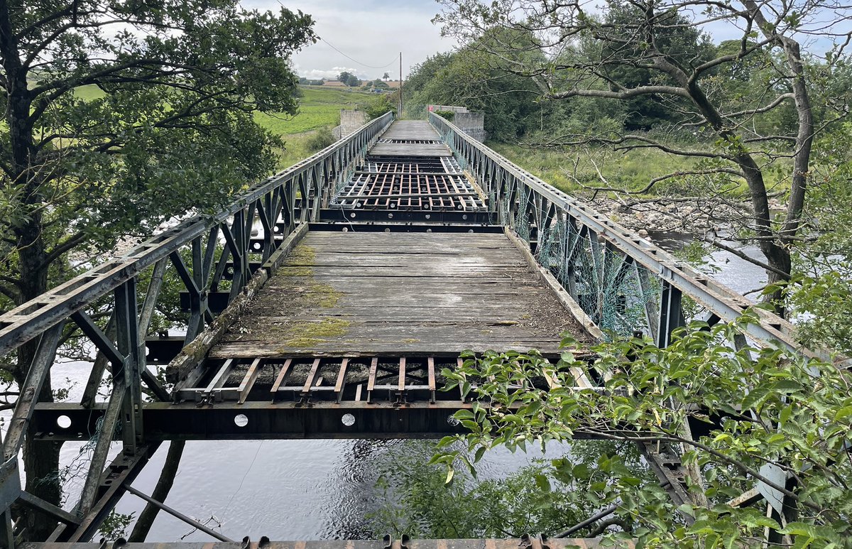 GaryBankhead's tweet photo. An 8-mile circular walk starting and finishing at #Piercebridge yesterday which took in a short section of the #TeesdaleWay footpath. It turned out longer than we expected as the footbridge (marked on our route card) was long disused - stunning countryside #Durham #NorthYorkshire https://t.co/g5ALSs0J6B