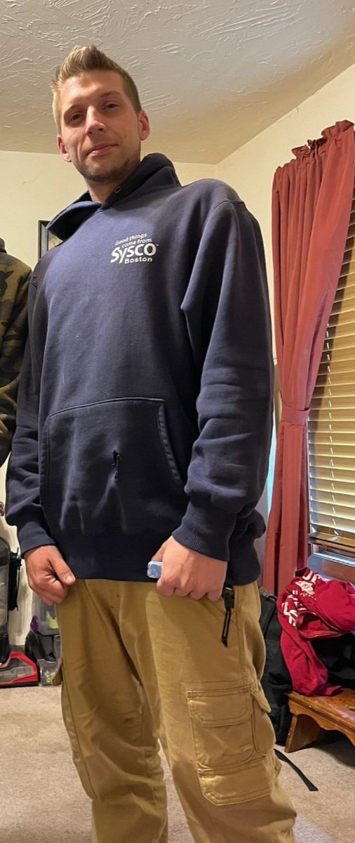 briebubbles420's tweet photo. I love him so much 😍�� my fiance is literally the best thing to ever happen to me! Love and miss you baby, you'll be home soon and back in each other's arms before we know it! https://t.co/9R8IFh9F8s