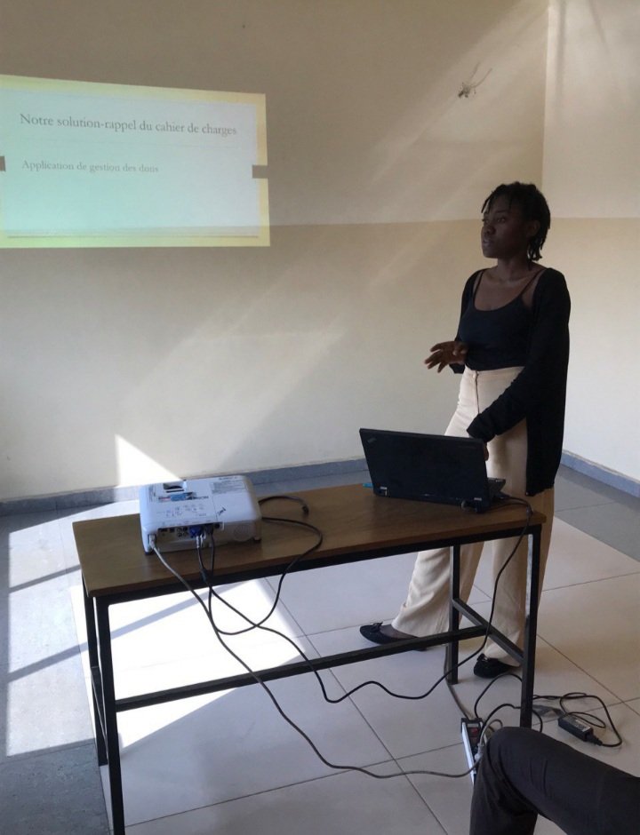 Raissa0132's tweet image. Table ronde n°3: présentation des cahiers de conceptions
Présenter les différents diagrammes(le diagramme des CU, de classes, de séquences, d&apos;étapes-transitions) qui modelisent le système de nos applications à fait l&apos;objet de cette rencontre. 
#seedcommunity 
#path_web