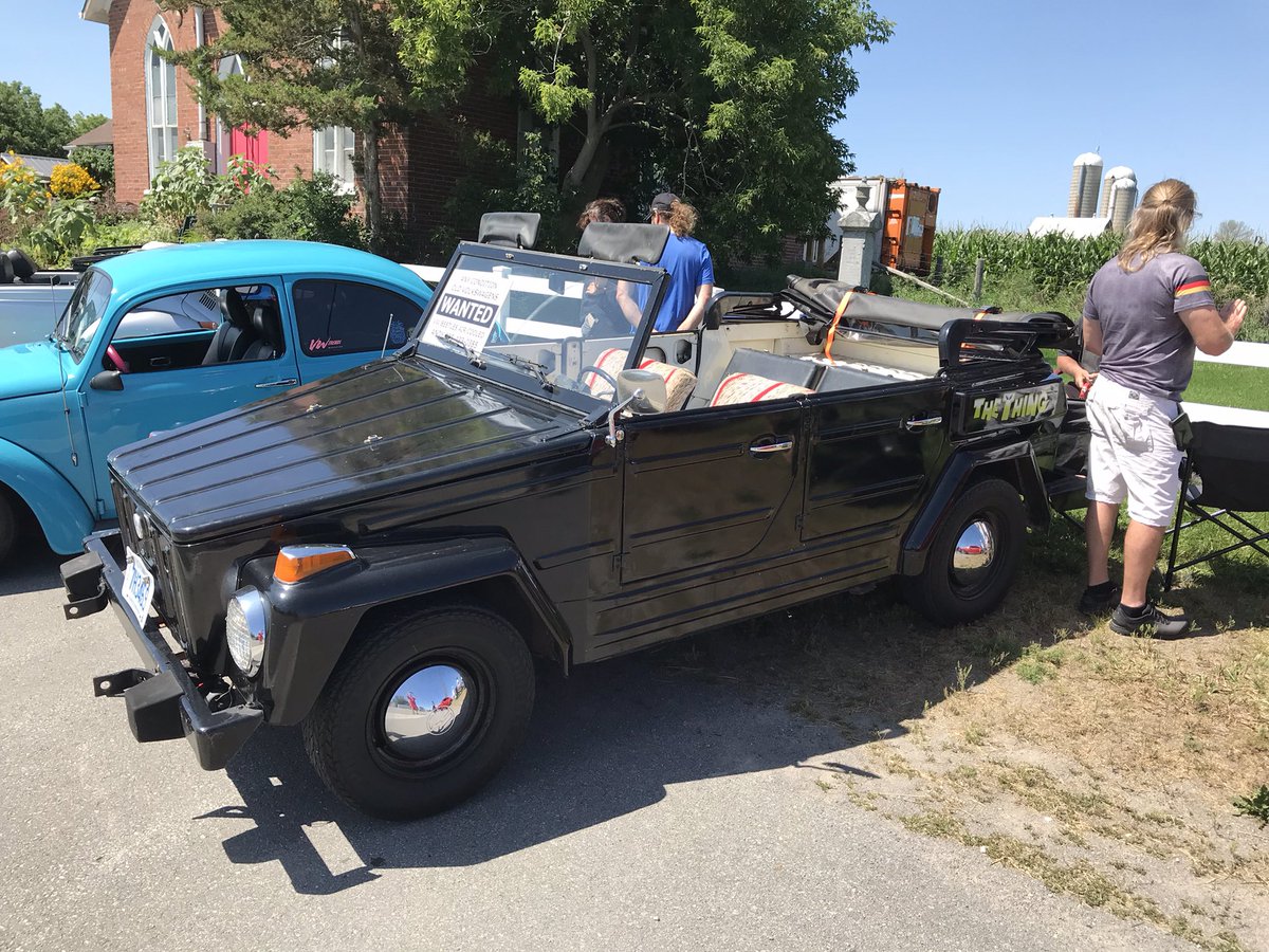 ledfut360's tweet photo. More than just classic Beetles showed up. #Augtoberfest #Campbellford #ChurchKeyBrewing https://t.co/PgyHzDyvLp