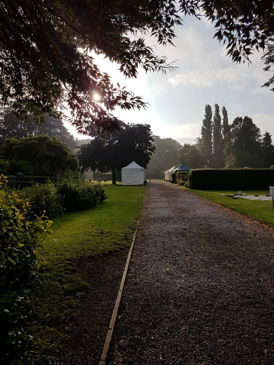 Beautiful morn for Round 2 of the Vintage Weekend at @LothertonHall
11am - 4pm.

#lotherton #vintageweekend #lovevintage #shopvintage #buyvintage #aberford #leeds