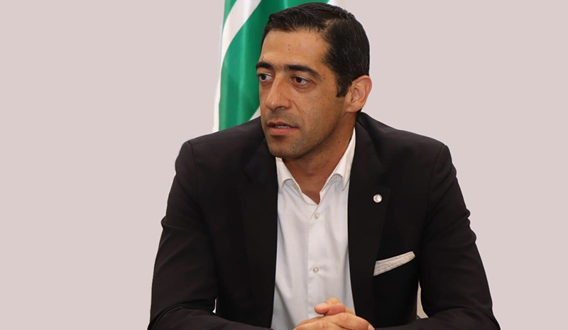 حنكش: مجزرة مؤلمة تُضاف إلى سجل المنظومة السياسية الفاسدة!

akhbaralyawm.com/news/117533

<a href="/EliasHankach/">Elias Hankach</a> 

#لبنان #عكار #التليل #انفجار #بنزين #lebanon #AkhbarAlYawm  #أخبار_اليوم