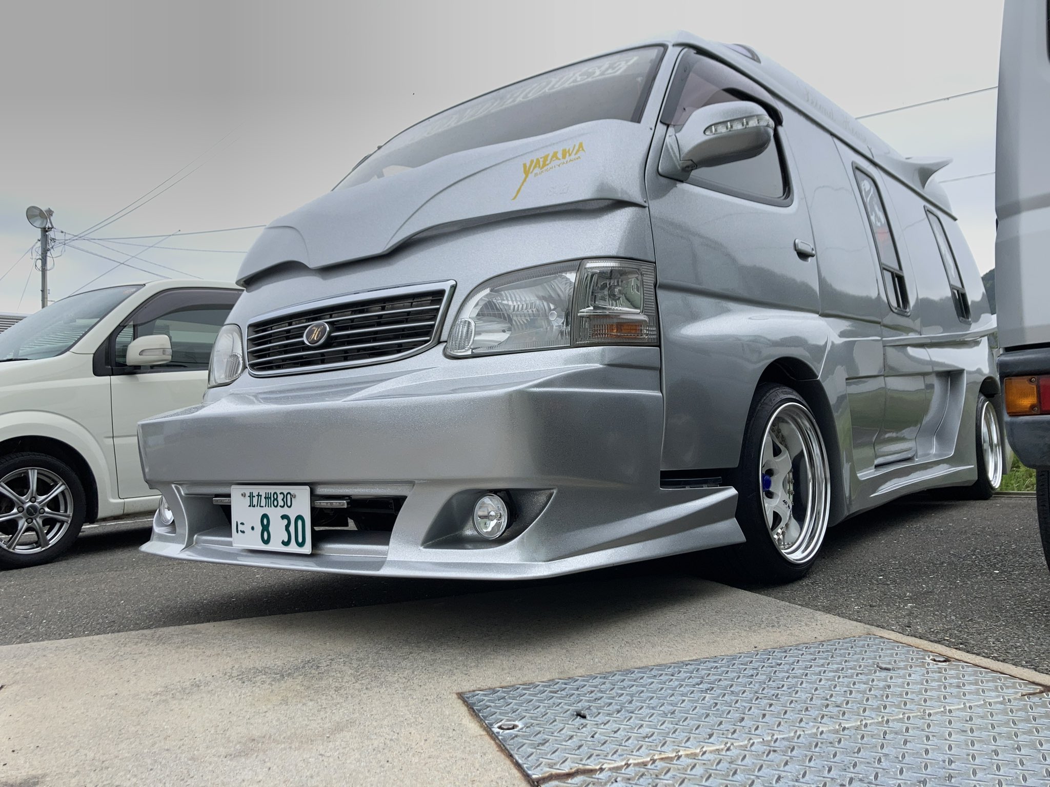 まなぶ ふうたん遊道 公式 撮影予定報告 まだ先の話 10月の撮影予定 となりますが カスタムバニングカーyazawa仕様車 矢沢工務店様とのコラボを撮影する事になりました Gt W Lt 矢沢永吉様ファンの方々 チャンネル登録して待機願い