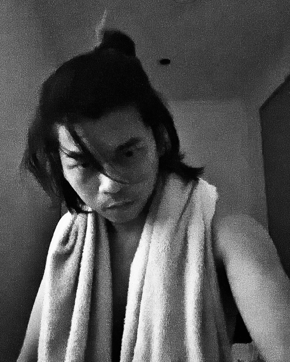 AZHARMADNESSON's tweet photo. There’s no money in this world that i will worship as god #siapatuhanmu https://t.co/MYr8NKxyYM