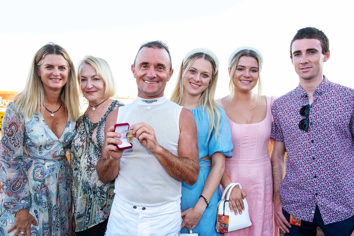 BroomeTurfClub's tweet photo. We were extremely proud to present a BTC Life Membership to Peter Hall yesterday! One of the most passionate supporters of pearl coast racing, we wish you all the best in the next chapter of your career @Hallyboypeter!
#CupsKing #WesternRacepix #BroomeCupCarnival @theracesWA https://t.co/Bv658dvLzy