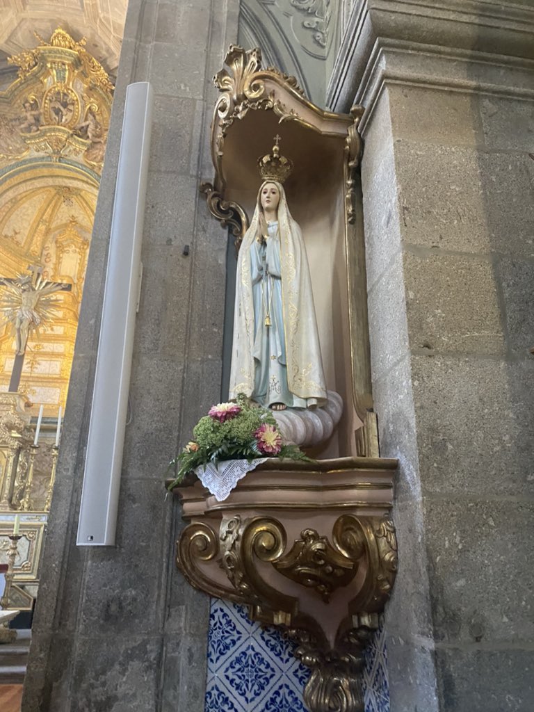 jssrbr's tweet photo. Bonne fête de l’assomption à tous mes frères et sœurs catholiques, ainsi qu’à toutes les Marie.
Ô Marie que naisse dans le monde ta Douceur et ta Paix 🤍 https://t.co/aVzmAkDAZV