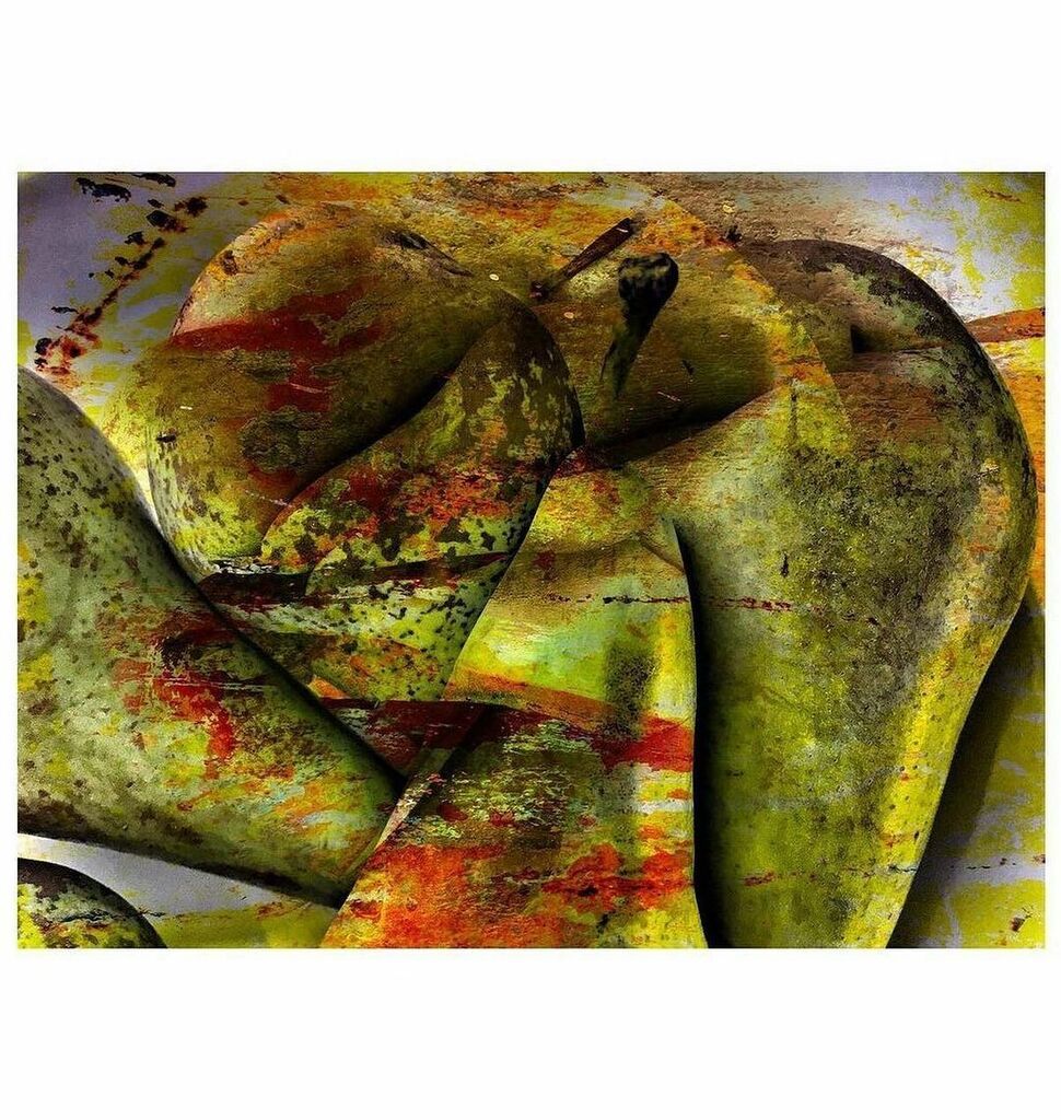 CEopenstudios's tweet photo. @mirandajwatsonart Pears

#photomontage #digitalart #abstractstilllife #multipleexposure #pear #fineart #sketchbook #fineartphotography #expressivephotography #contemporaryphotography #artinspiration #digitalmontage #stilllifephotography #stilllife #arti… https://t.co/aZKaf72OMQ https://t.co/6bjfBBXQXv