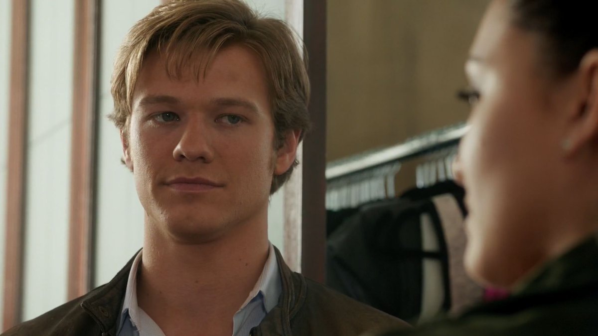 luthien79's tweet photo. A thread of Mac looking at his dream girl π
#MacRileyWeekend #SaveMacGyver https://t.co/msbwBMsZJy