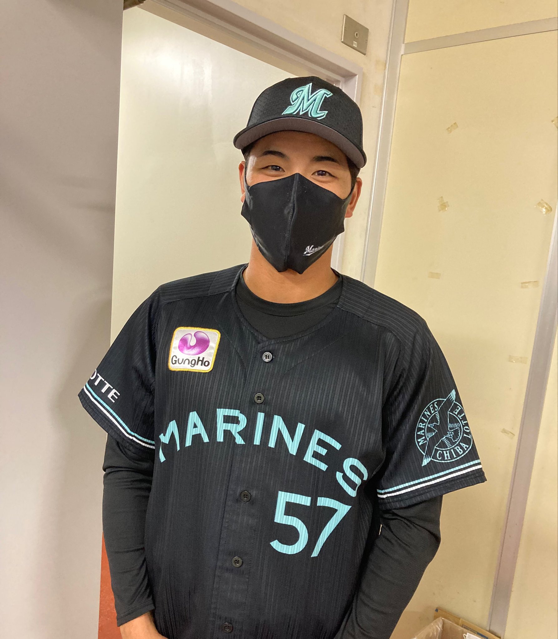 ブランド公式通販 千葉ロッテマリーンズ 小川龍成 ユニフォーム - 野球 ブランド公式通販 千葉ロッテマリーンズ 小川龍成 ユニフォーム - 野球