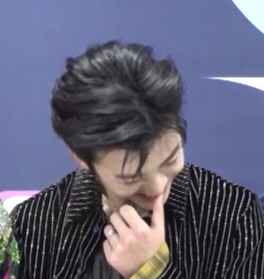 หล่อแบบแม่ยกติดตรึม