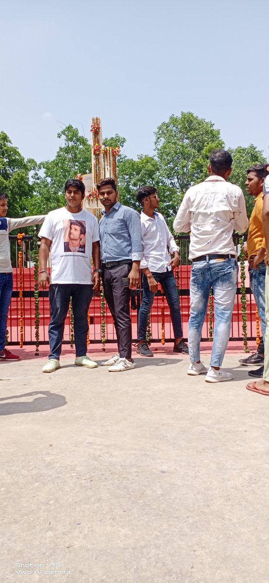 RaviKum31015242's tweet photo. It's a promise to myself that I will fight for the justice of sushant no matter what.
It's a promise to myself that I will not forget sushant . I will not forget that he is murdered
He is brutally murdered, tortured
I will uphold my duty and responsibility
#itssr https://t.co/JsemAg94UW