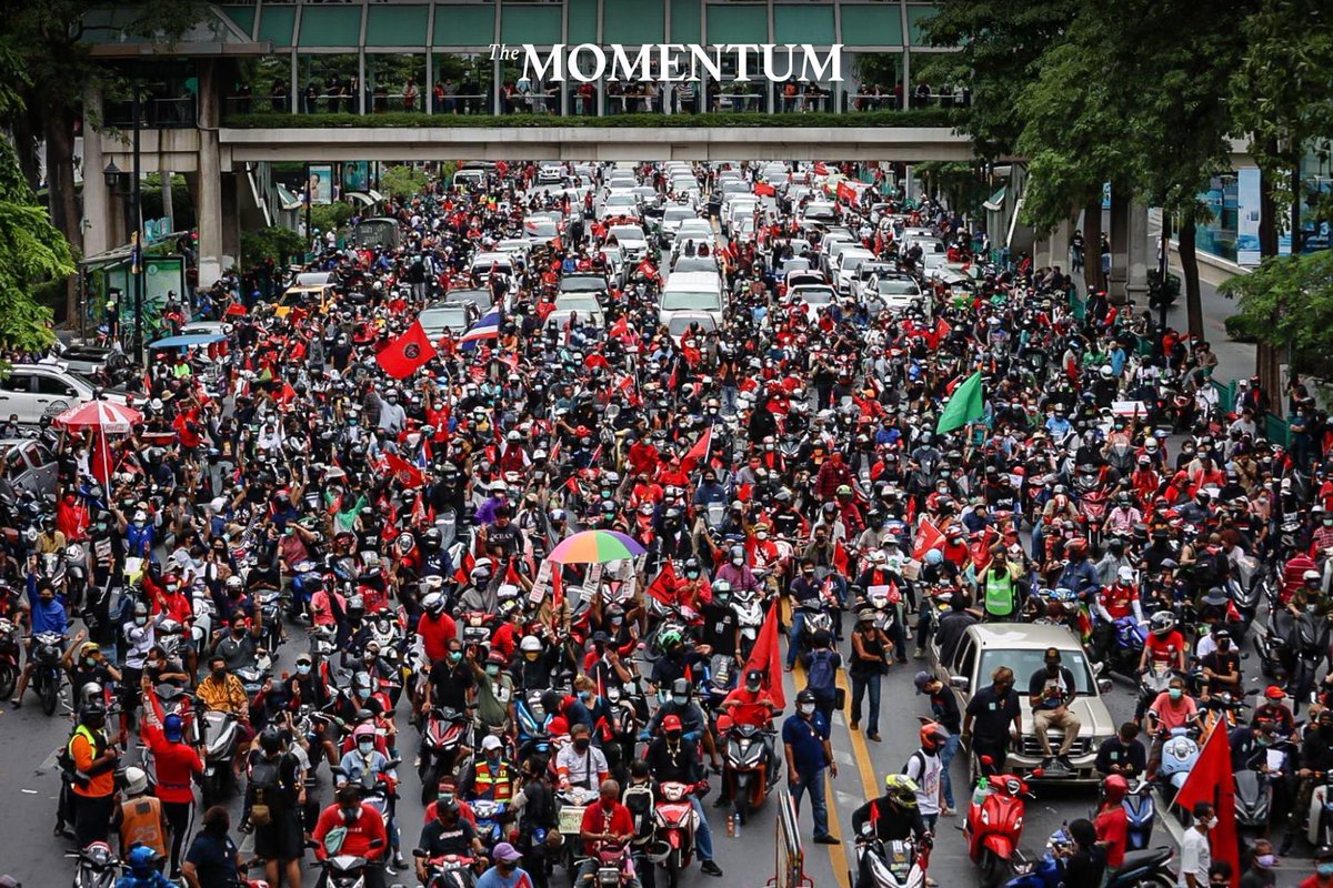 The Momentum tweet media