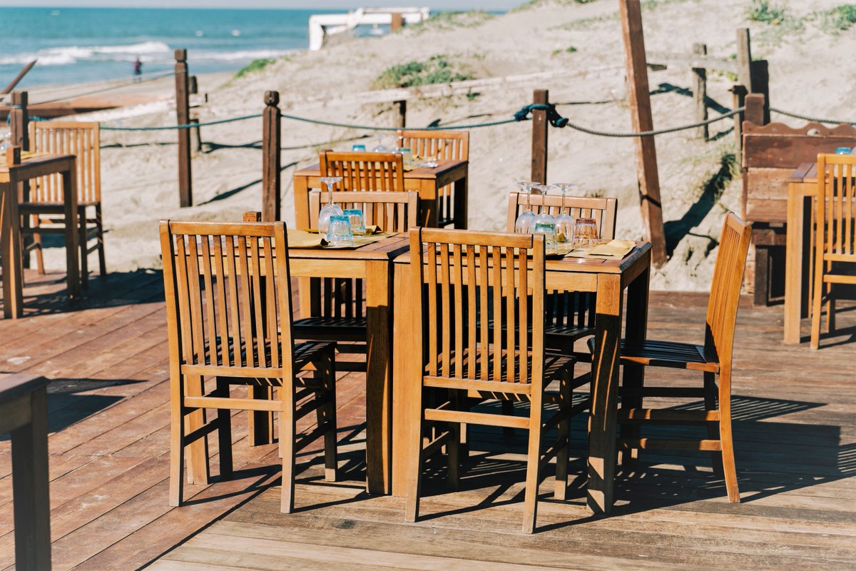 Today is a national holiday in Italy, Ferragosto! On this Feast of the Assumption, many Romans travel to nearby beaches or to the mountains, ready to relax and enjoy a festive lunch.