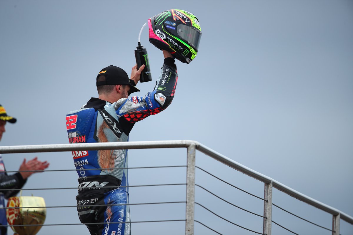 Double Red tweet media