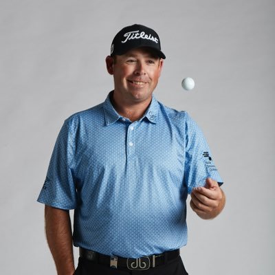 Sunshine_Tour's tweet photo. South African leaderboard update on the final round of the Cazoo Classic.🏌️♂️🏆
T19 Daniel van Tonder -7🇿🇦
T35 Justin Walters -1🇿🇦
@EuropeanTour
#GreatnessBeginsHere #SunshineTour
#CazooClassic #EuropeanTour
#DanielvanTonder #JustinWalters https://t.co/J6krEQUBM3