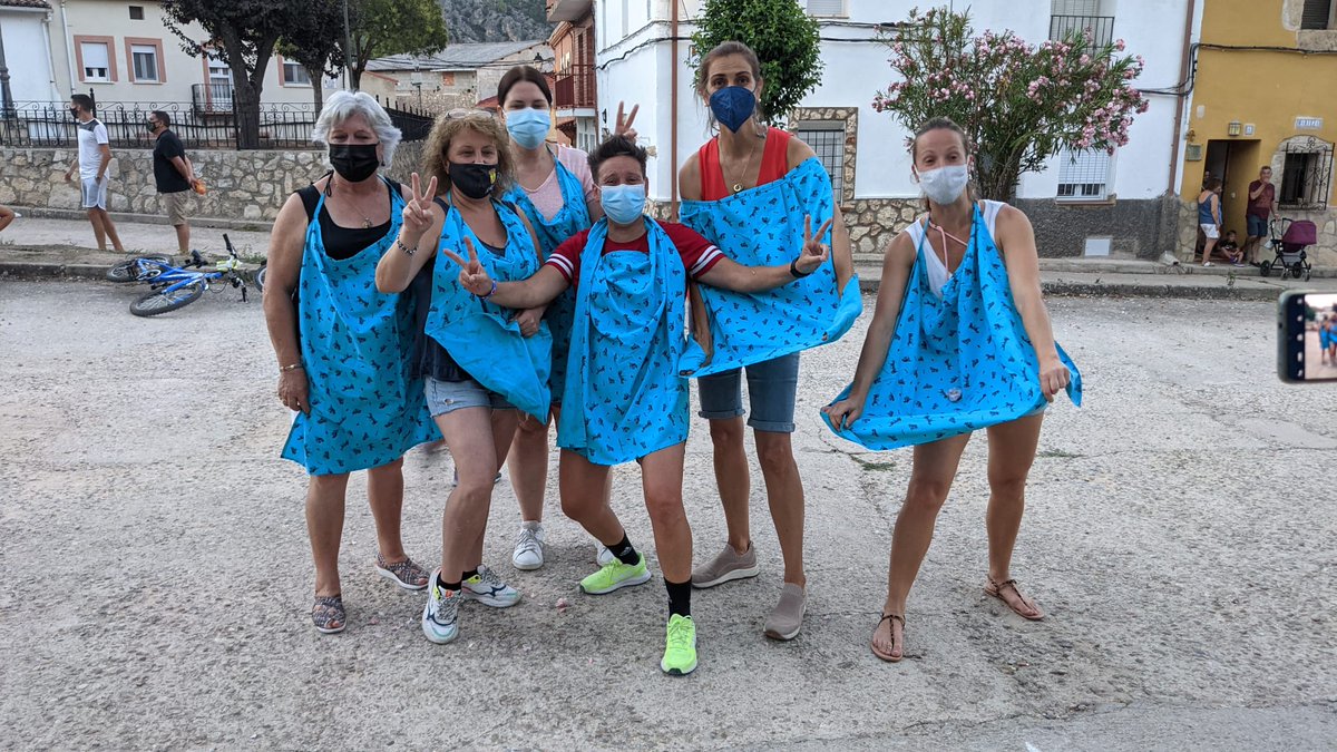 elrecuenco's tweet photo. Siguiendo con nuestra semana socio cultural, ayer se celebro el tradicional partido de #lacal 😊
De generación en generación que seguimos manteniendo nuestras tradiciones.
@RuralRumbo @PNAltoTajo https://t.co/RnLUxMAwfu