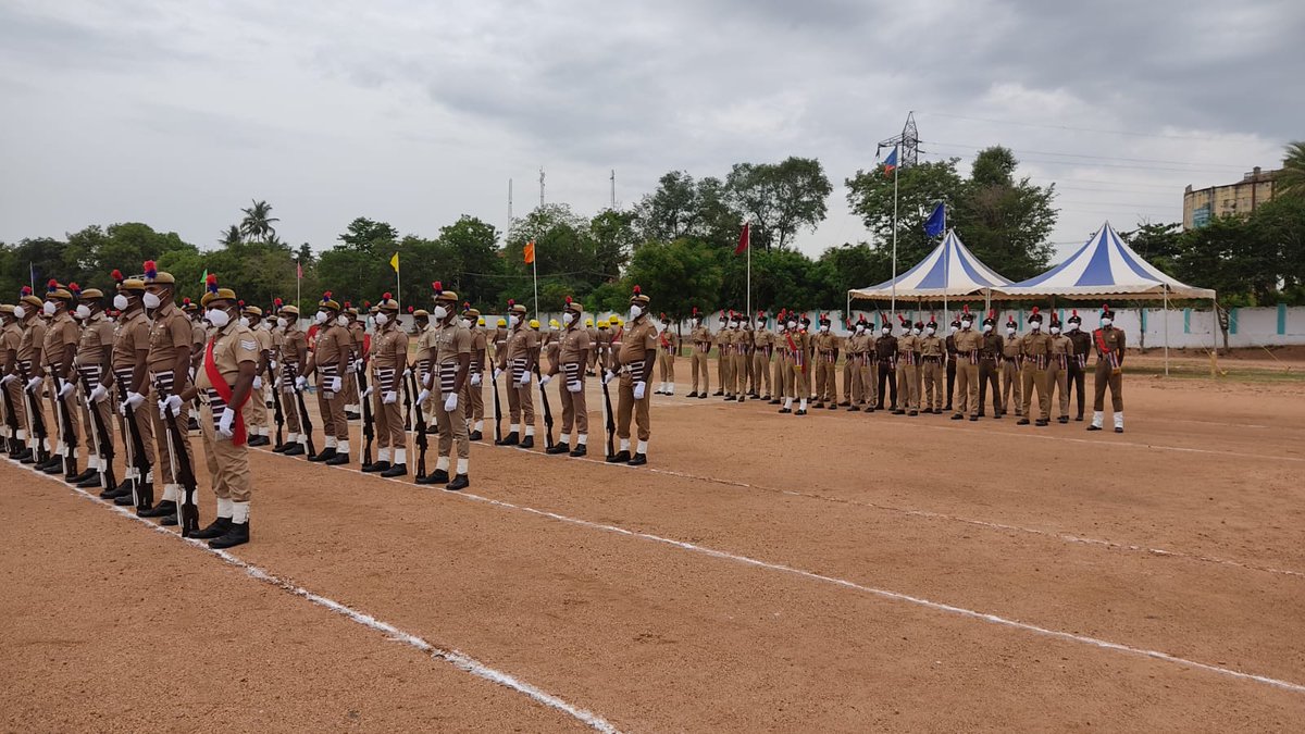 NCCDte_TNPAN's tweet photo. #IDC2021 
#AzadiKaAmritMahotsav 
NCC contingent of 34 (TN) Indep Coy NCC/ GP HQ Trichy participating in Independence day parade at Police grnd, Thanjavur
@HQ_DG_NCC 
@Def_PRO_Chennai 
@CMOTamilnadu https://t.co/S75EhvNm2g